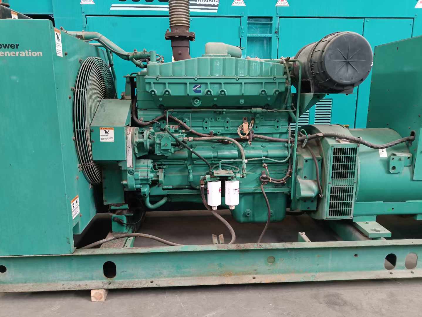 武侯过载会对 600kW 柴油发电机组造成哪些损害？
