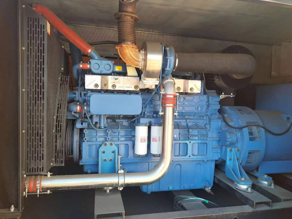 武侯柴油发电机组一般有几种电压输出？