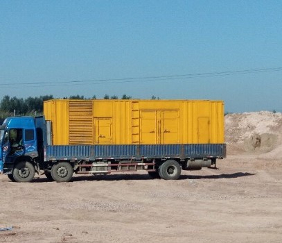 武侯发电机出租如何判断柴油发电机冷却液是否需要更换？