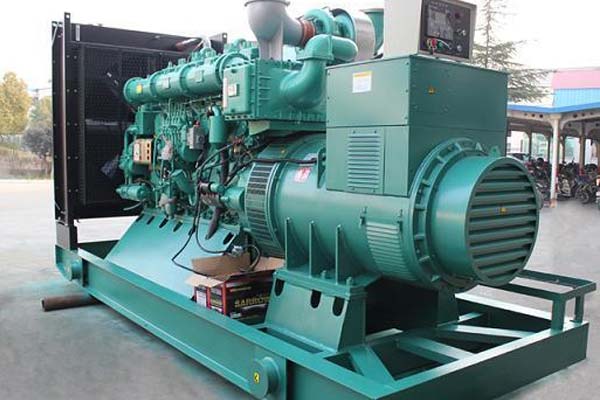 武侯工厂发电机应急发电中如何优化燃油储备管理？